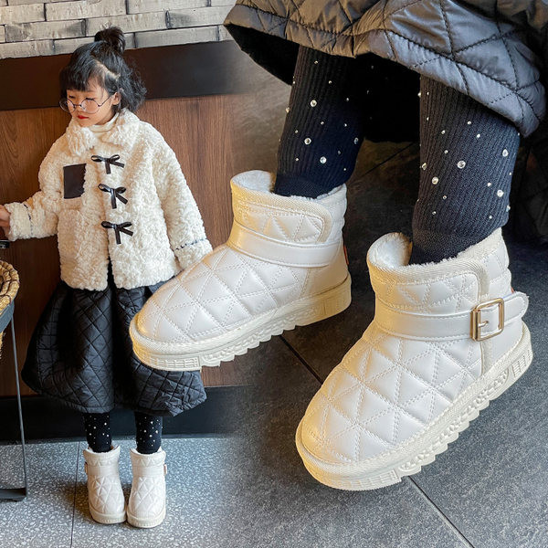 Novi model dječjih štepanih čizama s kopčom