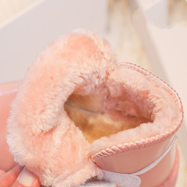 Μοντέρνα παιδικά μποτάκια με αγκράφα και ζεστή φόδρα