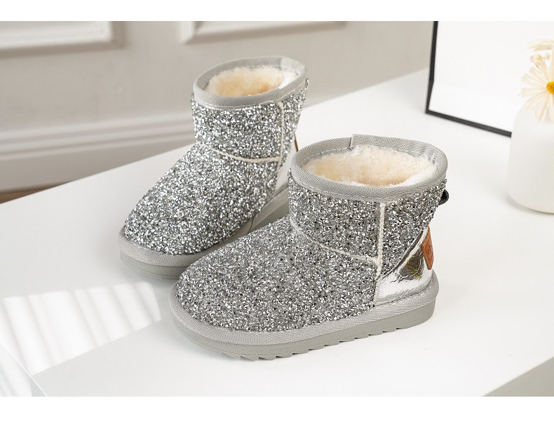 Модерни детски боти с мека подплата и лъскав ефект
