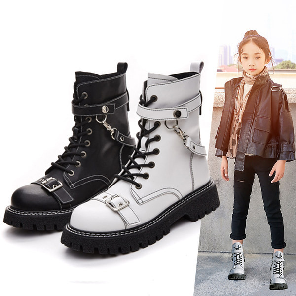 Cizme de actualitate pentru copii cu cataramă și lanț