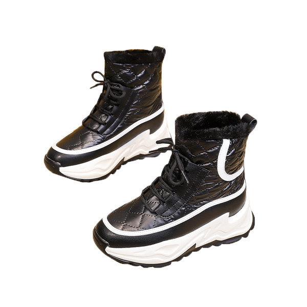 Μοντέρνα παιδικά μποτάκια για το χειμώνα με απαλή φόδρα