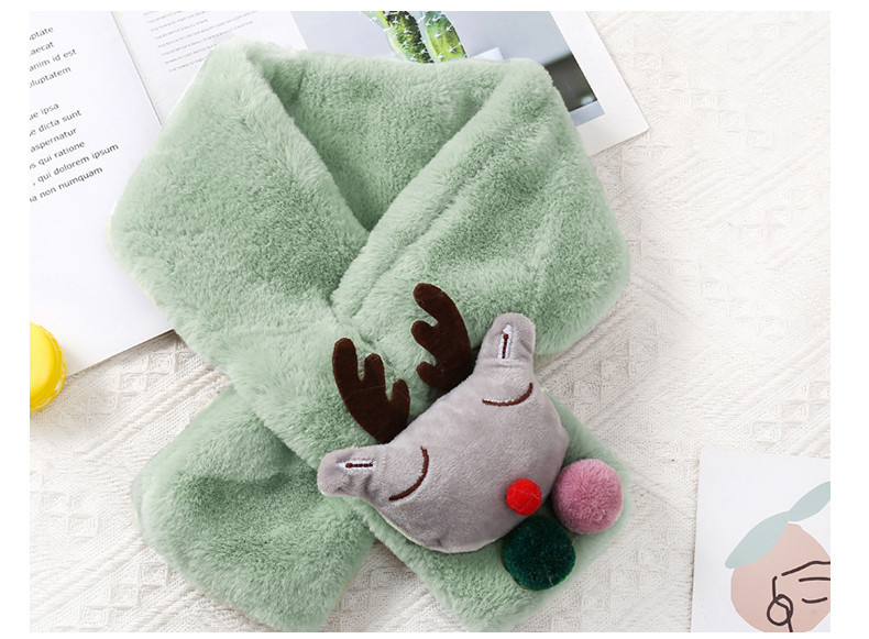 Детски шал с 3D елемент