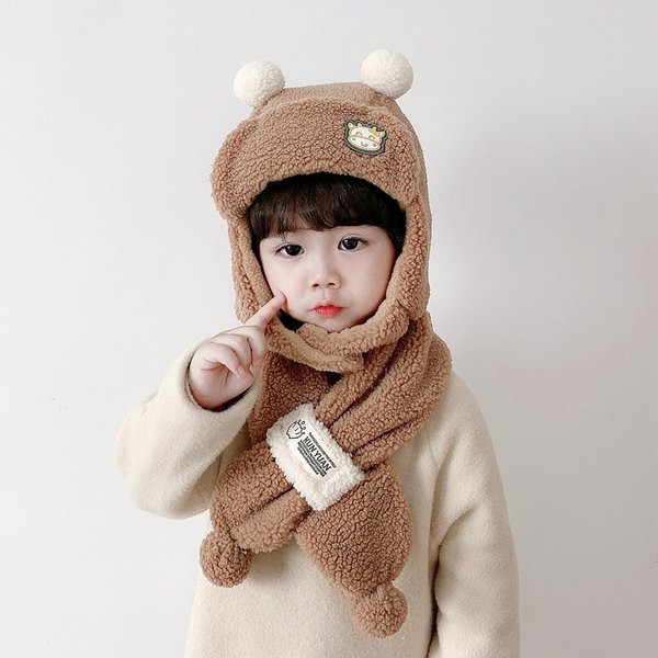Ζεστό χειμωνιάτικο καπέλο και κασκόλ για παιδιά