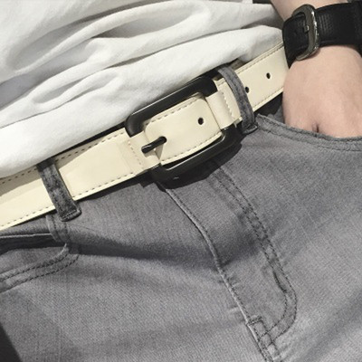 Cureaua barbati casual din piele model simplu