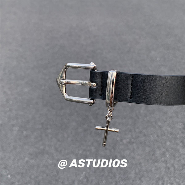 Ανδρική έκο δερμάτινη ζώνη με μεταλλική αγκράφα - μαύρο χρώμα