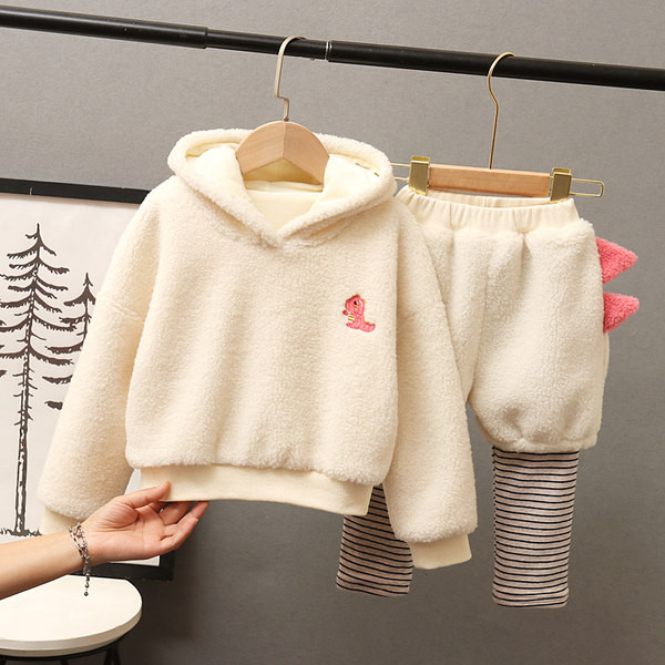 Παιδικό  σετ με κουκούλα και απλικέ