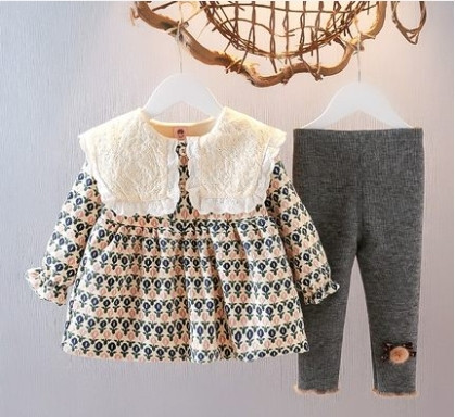 Μοντέρνο παιδικό σετ σε τρία μοντέλα για κορίτσια