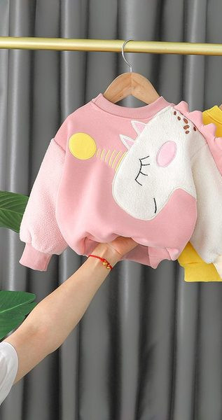 Set de bluza de iarna pentru copii cu element 3D si blugi cu captuseala calda