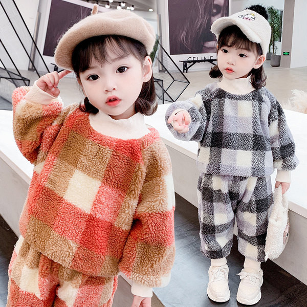 Παιδικό πουλόβερ σε δύο χρώματα