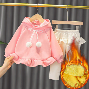 Модерен детски комплект от блуза и панталон за момичета