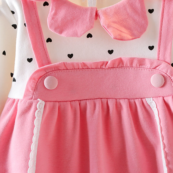 Стилен детски комплект от блуза с овално деколте и клин