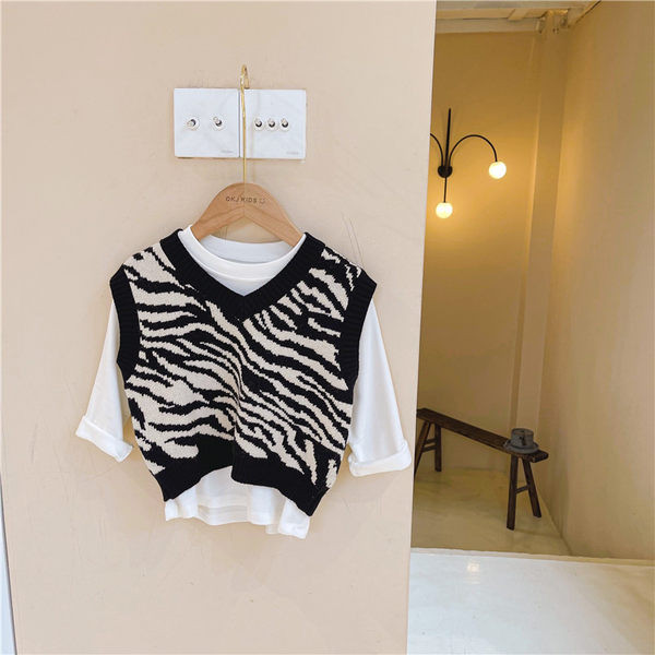 Παιδικό σετ για κορίτσια σε τρία μοντέλα