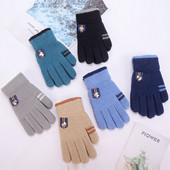 Παιδικά χειμωνιάτικα γάντια με έμβλημα