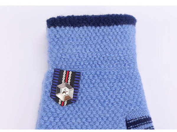 Παιδικά χειμωνιάτικα γάντια με έμβλημα