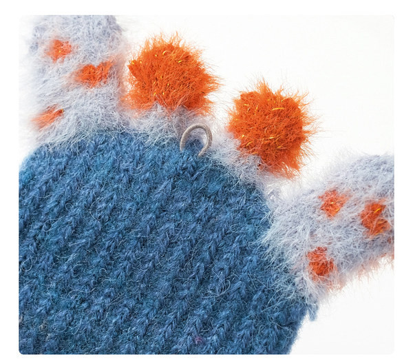 Παιδικά χειμωνιάτικα γάντια για κορίτσια με απλικέ και κέντημα