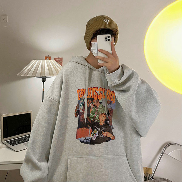 Φαρδύ ανδρικό φούτερ με έγχρωμη στάμπα