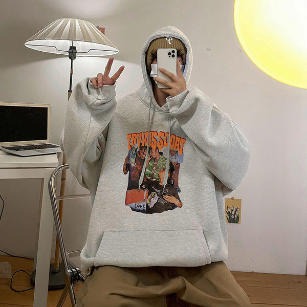 Φαρδύ ανδρικό φούτερ με έγχρωμη στάμπα