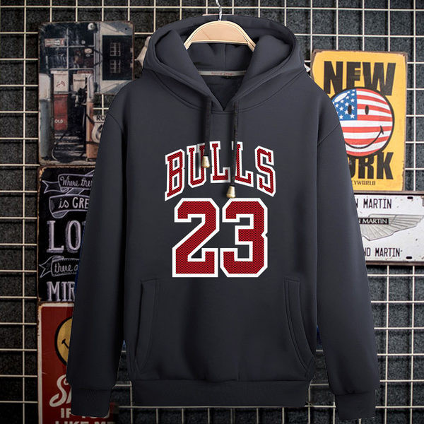 Ανδρικό μοντέρνο φούτερ με κουκούλα και διάφορες εφαρμογές