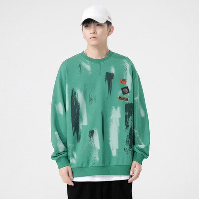 Bluza barbatesta model nou cu aplicatie colorata si decolteu rotund