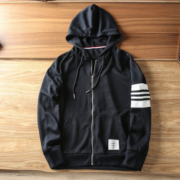 Férfi napi pulóver kapucnival - három színben