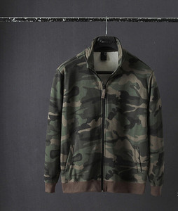 Hanorac casual pentru barbati cu model de camuflaj
