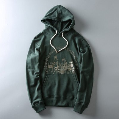 Hanorac pentru bărbați cu aplicație și glugă