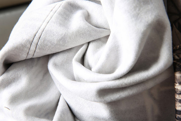 Hanorac colorat pentru bărbați, cu glugă și buzunar