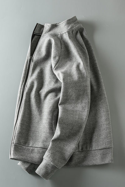 Ανδρικό φούτερ με φερμουάρ σε τρία χρώματα