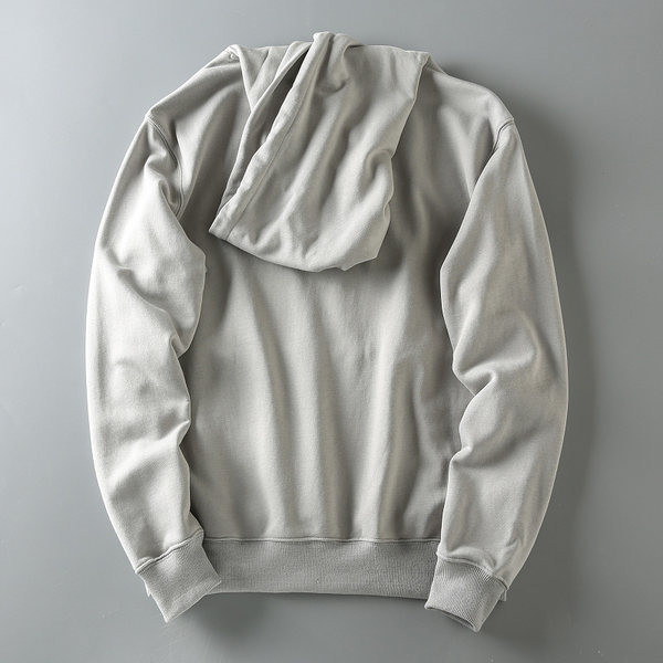 Hanorac cu broderie si buzunar frontal in trei culori