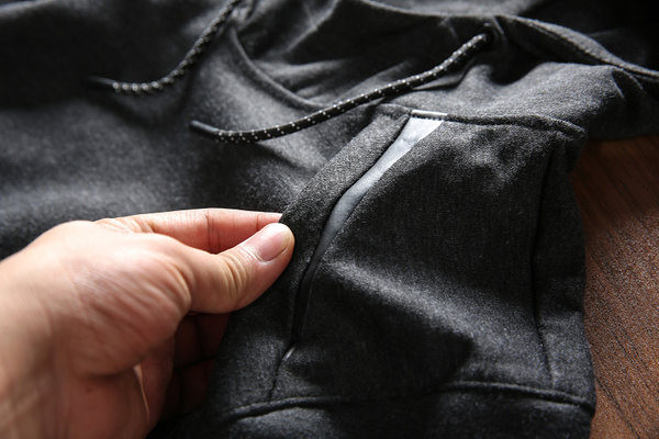 Καθημερινό φούτερ με κουκούλα και κορδόνια-για άντρες