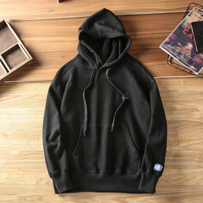 Hanorac sport pentru bărbați cu glugă și inscripție brodată