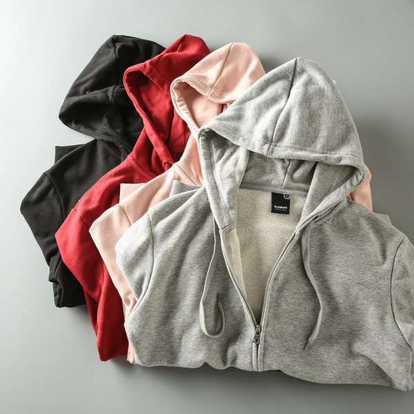 Hanorac barbatesc cu gluga si buzunare in mai multe culori