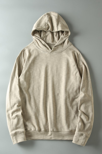 Ανδρικό μονόχρωμο φούτερ μονόχρωμο μοντέλο με κουκούλα