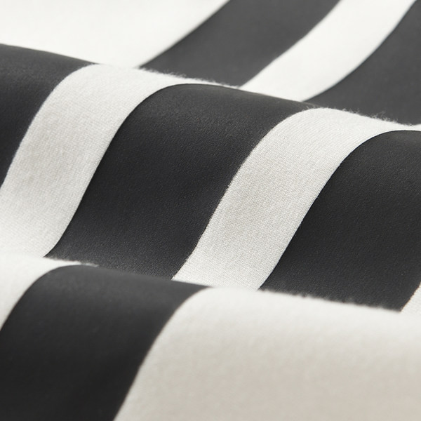 Ανδρικό αθλητικό φούτερ με κουκούλα σε λευκό χρώμα