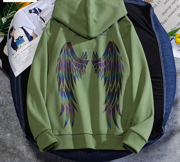 Férfi pulóver rátéttel és kapucnival - többféle színben