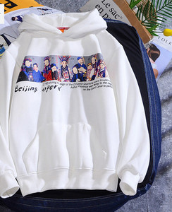 Hanorac zilnic pentru bărbați cu sau fără aplicație