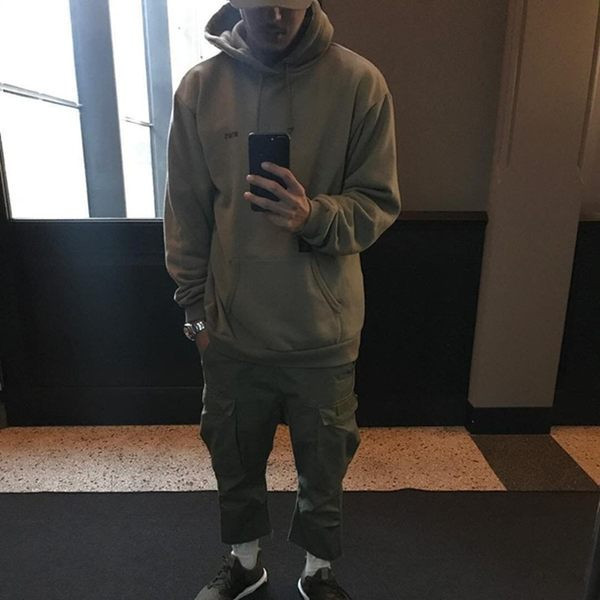 Hanorac elegant pentru bărbați, fără închidere cu cravate și glugă