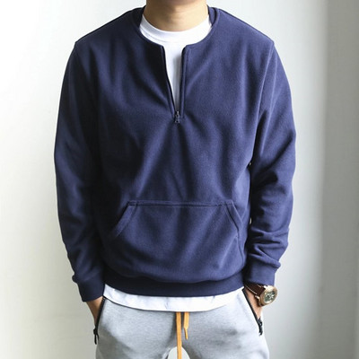 Model actual de hanorac curat pentru bărbați, fără închidere