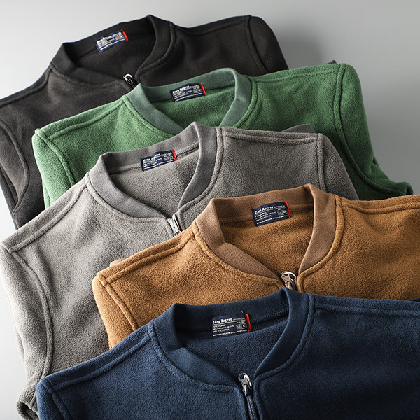 Hanorac casual barbatesc fara inchidere si decolteu oval