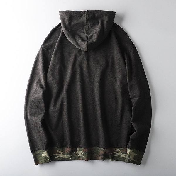 Ежедневен мъжки суичър с надпис и качулка в черен цвят