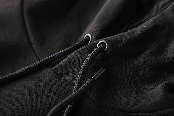 Hanorac sport model nou cu imprimeu si gluga