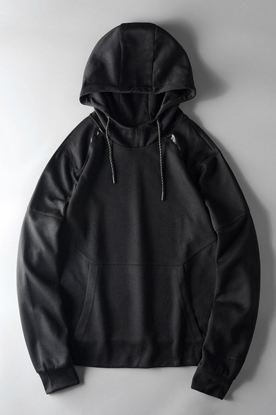 Απλό ανδρικό φούτερ με κουκούλα και τσέπη