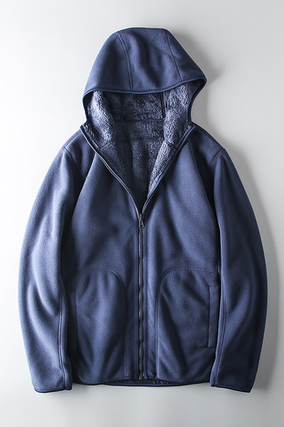 Ανδρικό φούτερ με πολική φόδρα και φερμουάρ