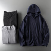 Μονόχρωμο ανδρικό φούτερ με κουκούλα και φερμουάρ - απλό μοντέλο