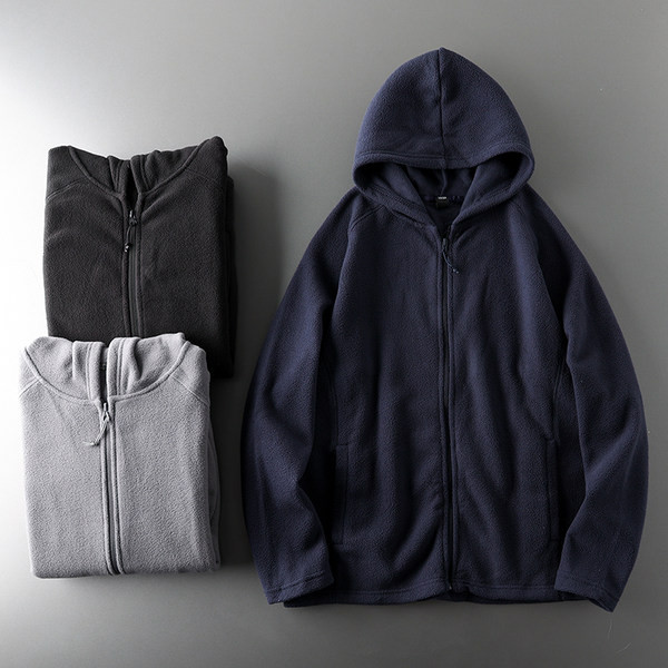 Μονόχρωμο ανδρικό φούτερ με κουκούλα και φερμουάρ - απλό μοντέλο