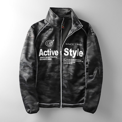 Κομψό ανδρικό φούτερ με επιγραφές χωρίς κουκούλα