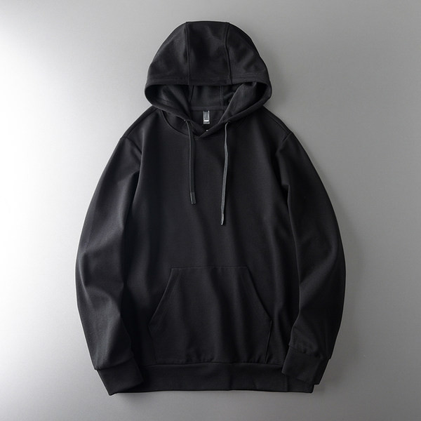 Férfi pulóver elülső zsebbel és nyakkendővel