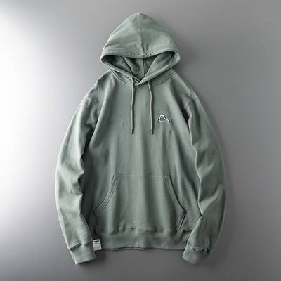 Μονόχρωμο ανδρικό φούτερ με κέντημα