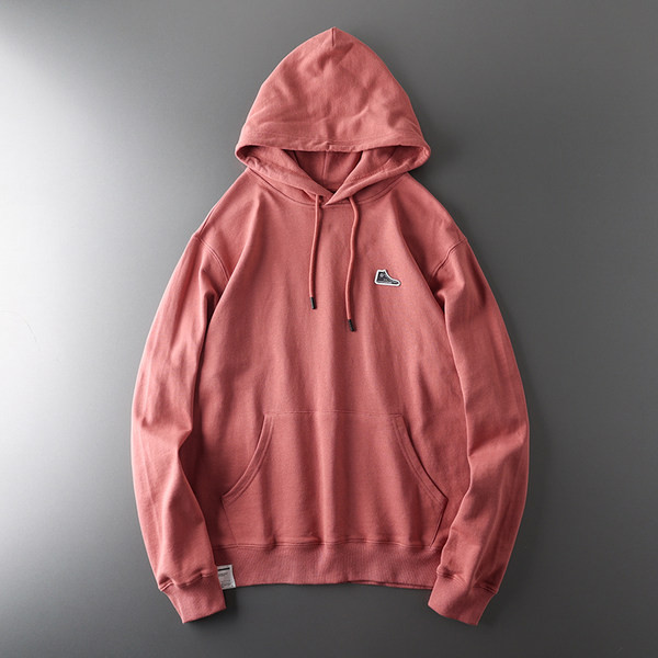 Μονόχρωμο ανδρικό φούτερ με κέντημα