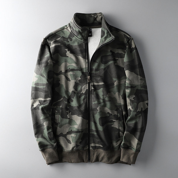 Ανδρικό φούτερ παραλλαγής με ψηλό γιακά